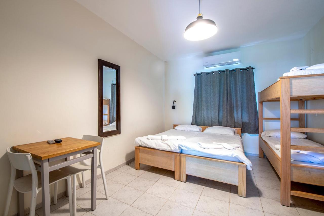 כפר הנופש קיבוץ גדות Kibbutz Gadot Galilean Resort Bagian luar foto