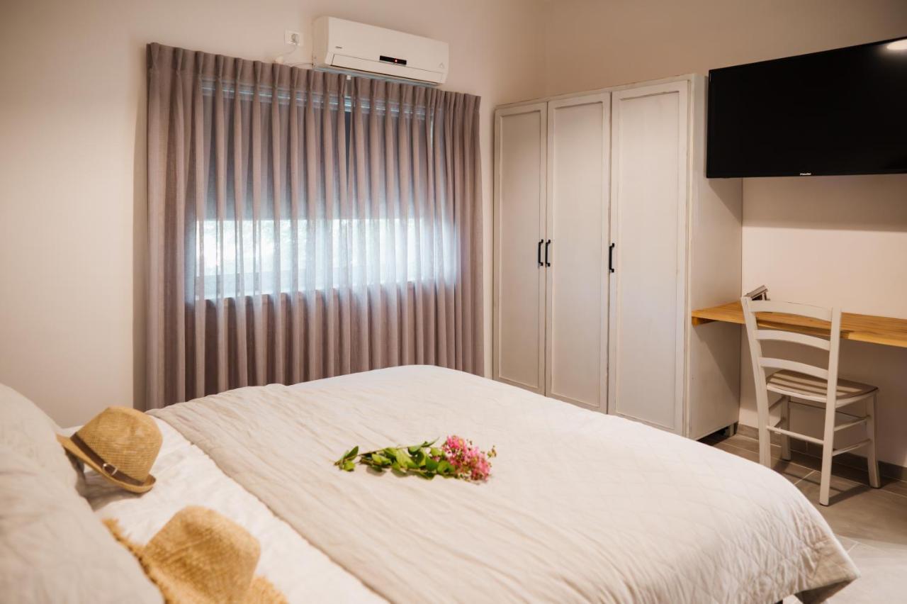 כפר הנופש קיבוץ גדות Kibbutz Gadot Galilean Resort Bagian luar foto